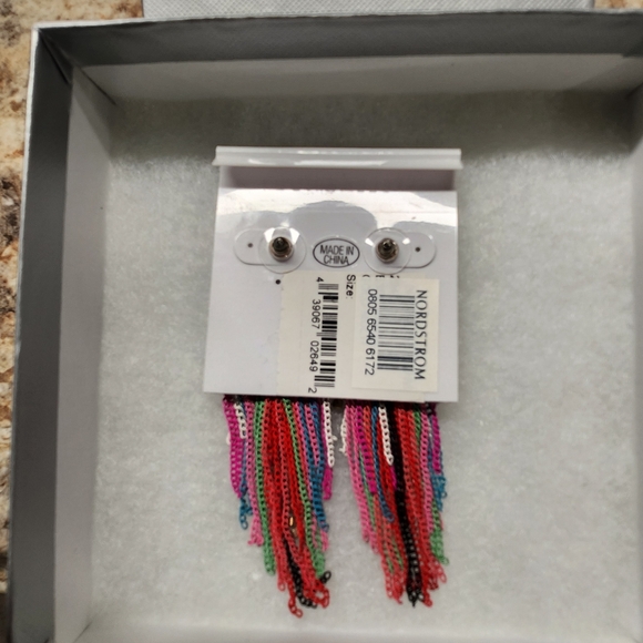 Stella & Ruby - Nordstorm Dangle Earrings - Picture 3 of 5